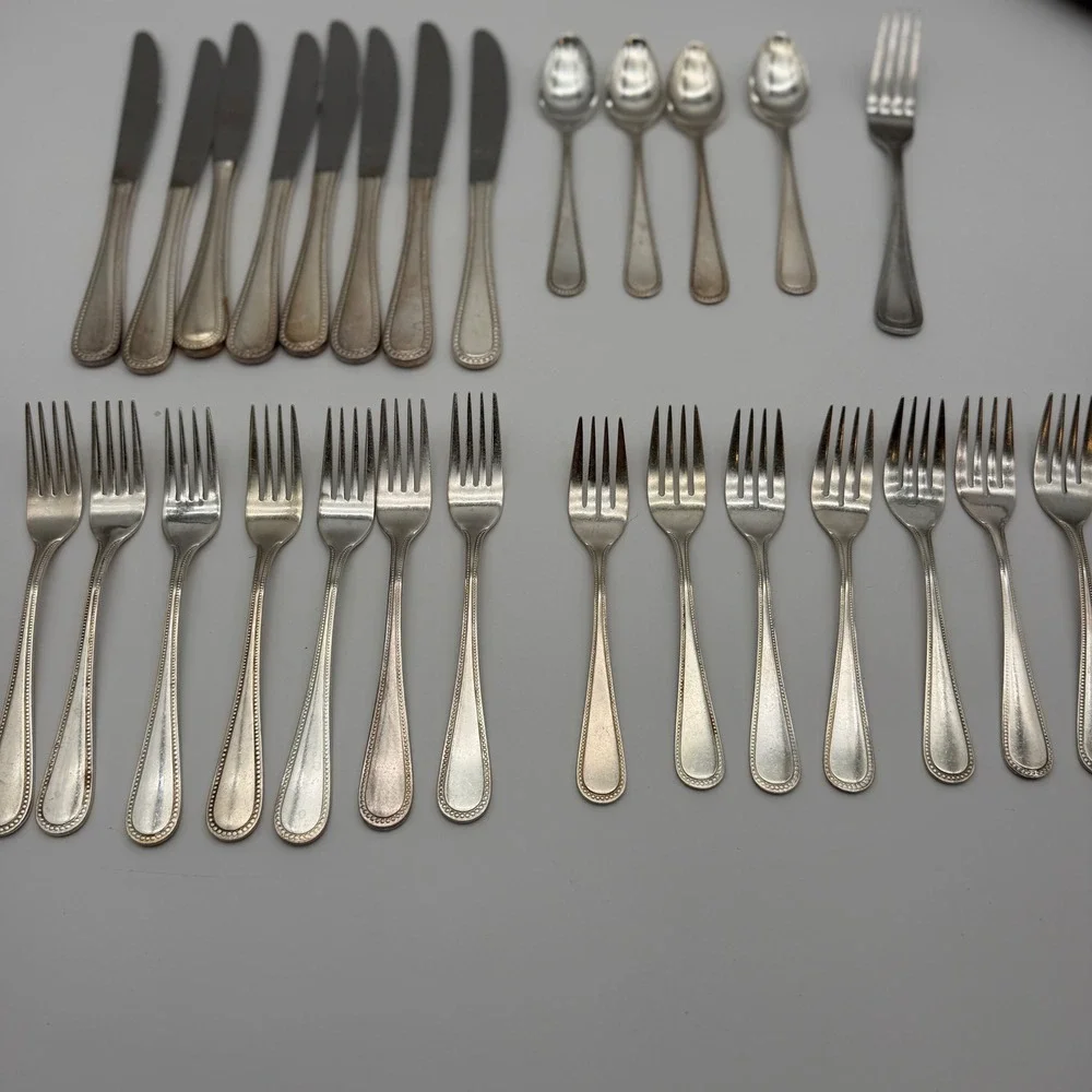 International Silver Stainless Flatware Set 27pc Beaded Pattern Korea Glossy